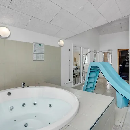 度假居 Cozy In With Sauna